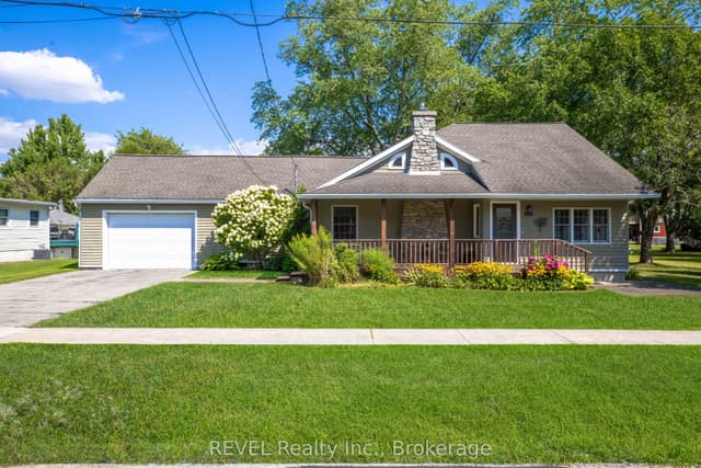 Detached at 60 Bernard Avenue, Fort Erie, ON L0S 1N0