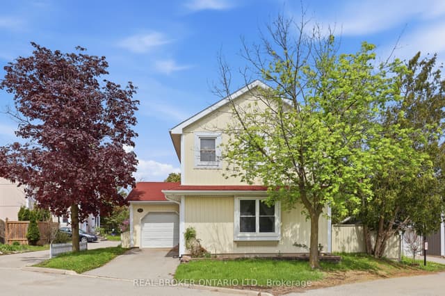 Detached at 22 Bent Oak Circle, Mississauga, ON L5N 4J2