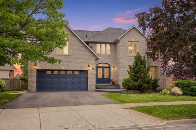 Detached at 35 LIDO Drive, Hamilton, ON L8E 5E8