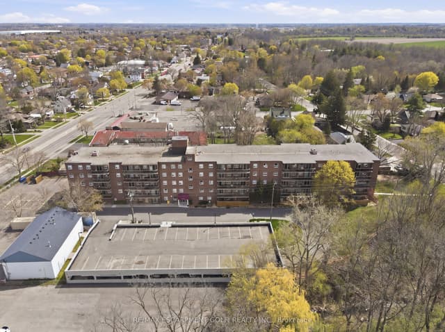 Condo Apartment at 793 Colborne Street E 512, Brantford, ON N3S 7J3