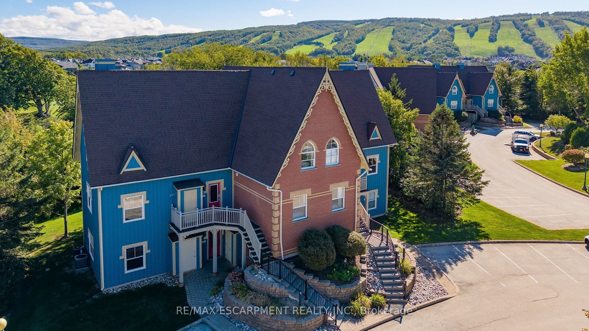 Suite 207 · Floor 2, Unit 207 · 184 Snowbridge Way