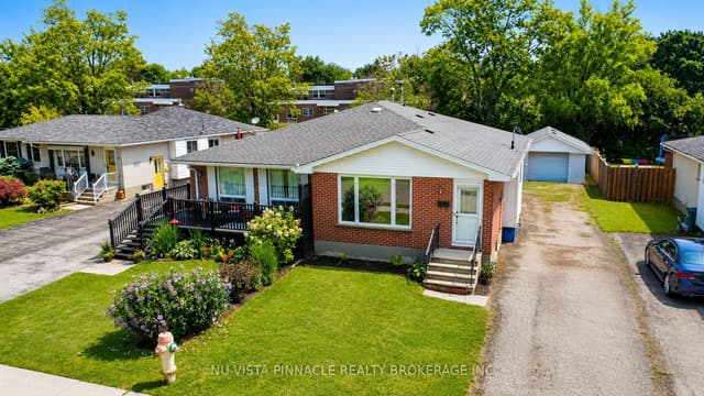 Semi-Detached at 15 Gregory Place, St. Thomas, ON N5R 4S4