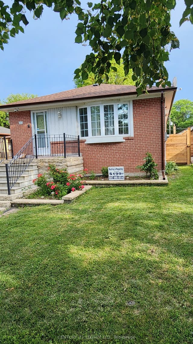 Detached at 27 Par Avenue, Toronto, ON M1G 2G5, Toronto E09