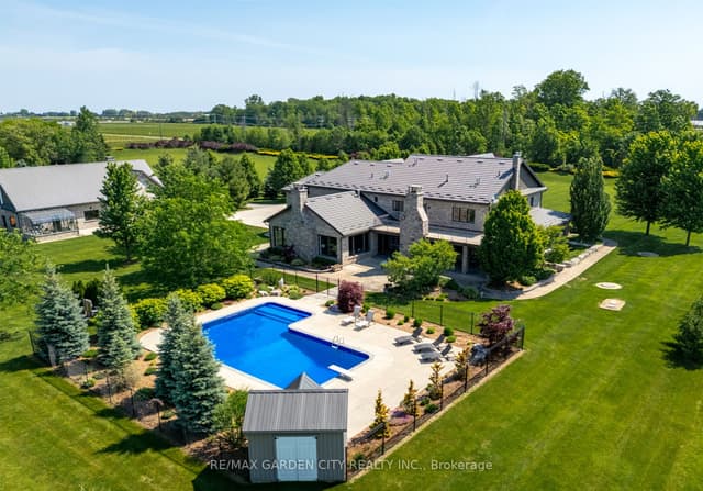 Detached at 4580 CHERRY Avenue, Lincoln, ON L3J 1A3