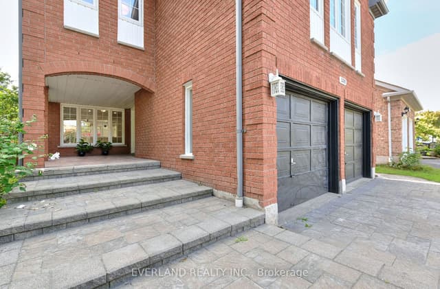 Detached at 5386 Middlebury Drive N, Mississauga, ON L5M 5E6