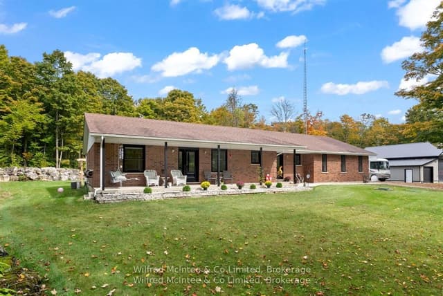 Detached at 442289 Concession 21, Georgian Bluffs, ON N0H 2T0