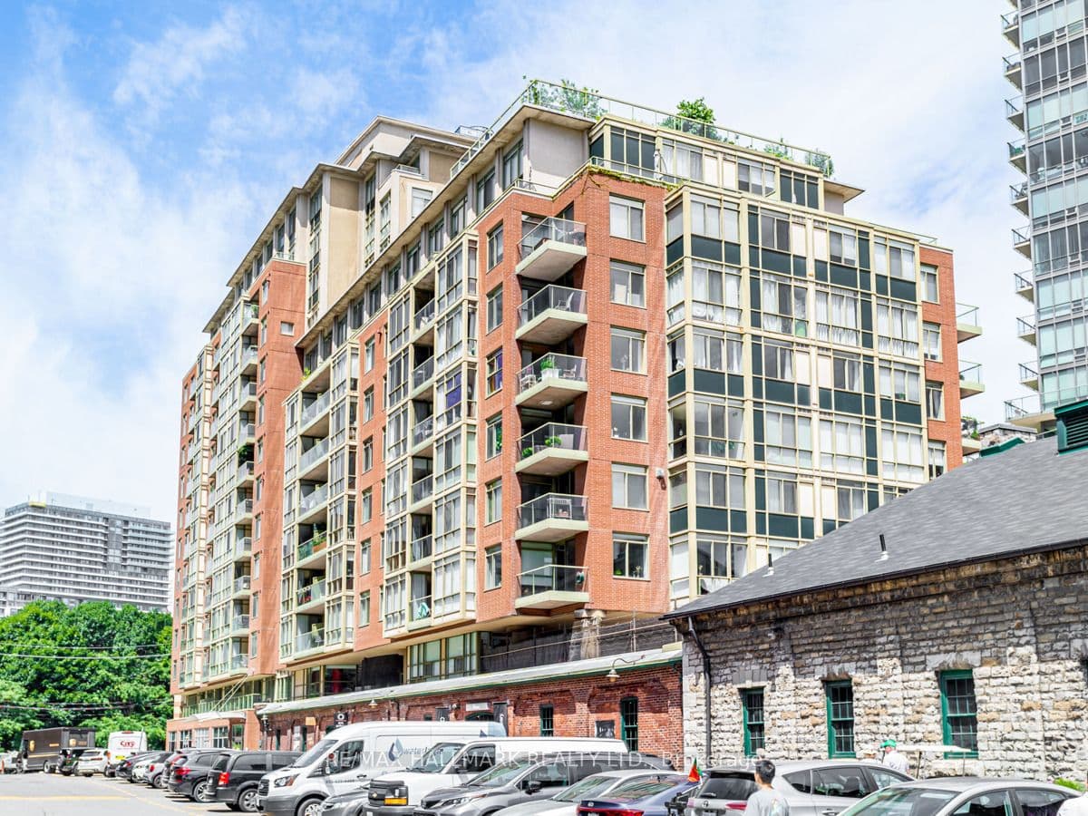 Suite 1102 · Floor 11, Unit 1102 · 39 Parliament St