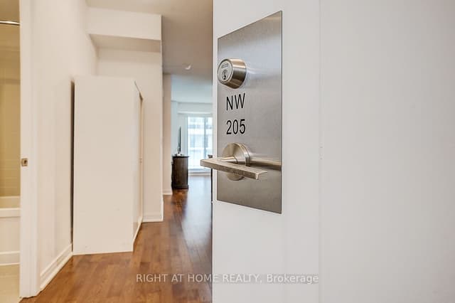 Condo Apartment at 9201 YONGE Street 205, Richmond Hill, ON L4C 1H9