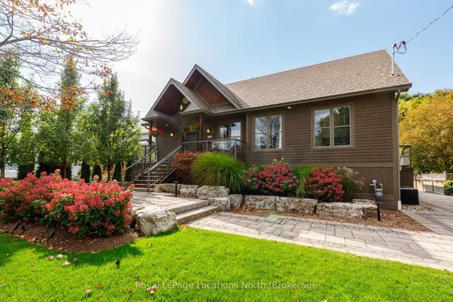 Detached at 340 Cedar Street, Collingwood, ON L9Y 3B1
