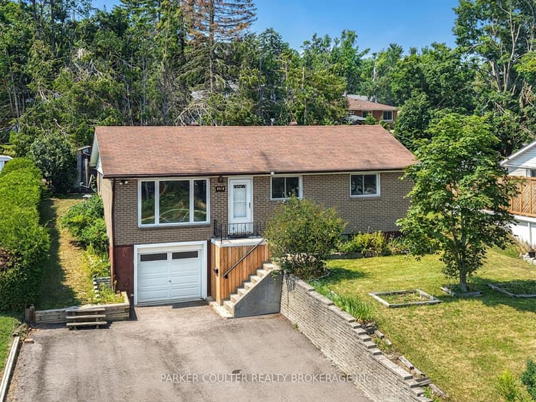 636 Mississaga Street