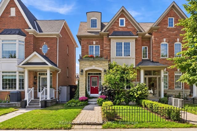 Att/Row/Townhouse at 26 Abraham Welsh Road, Toronto, ON M9M 0B7, Toronto W05