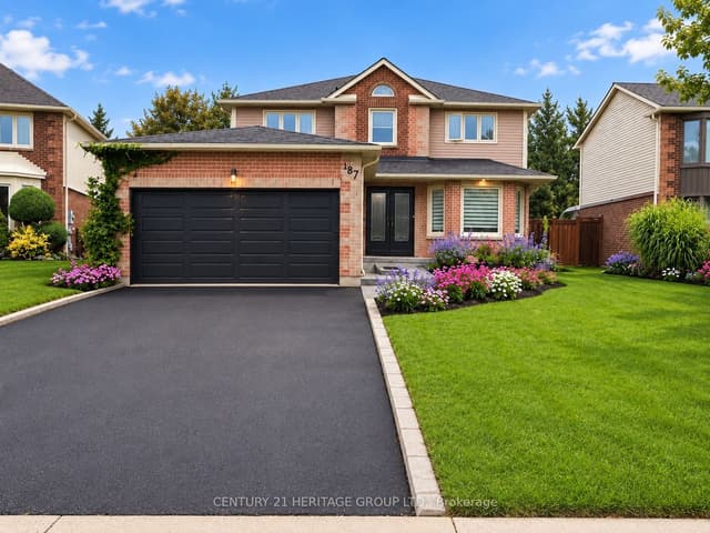Detached at 187 Glenway Circle, Newmarket, ON L3Y 7S5