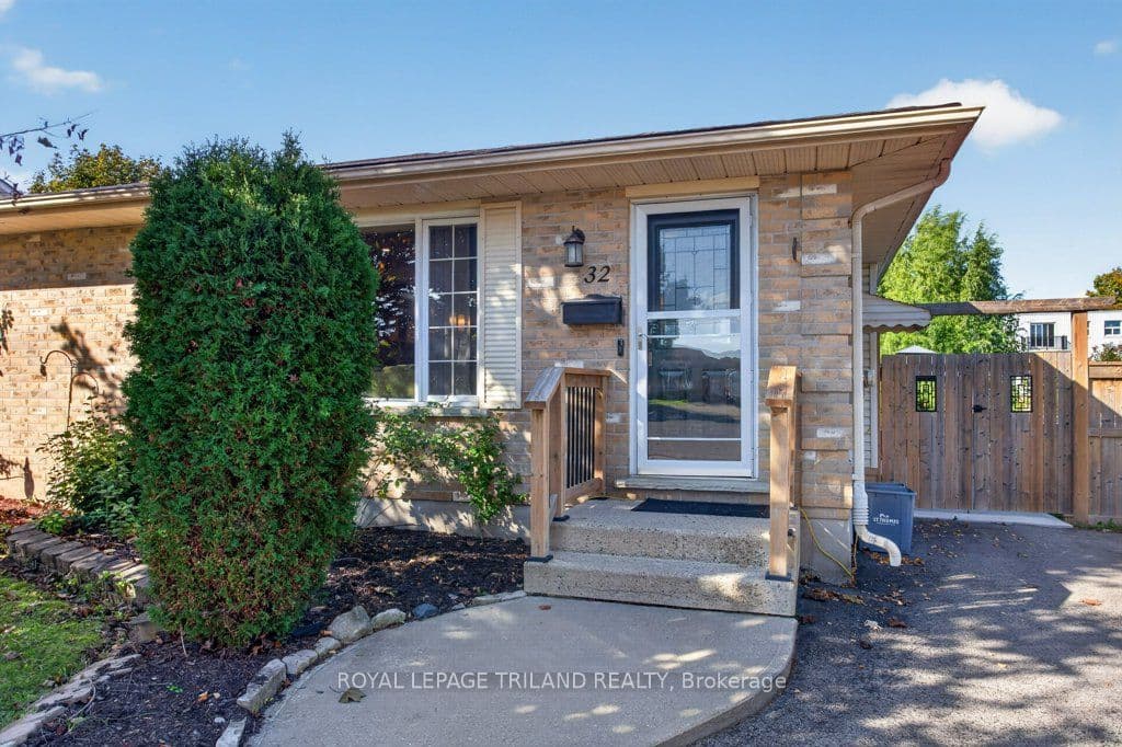 32 Sanders Crt