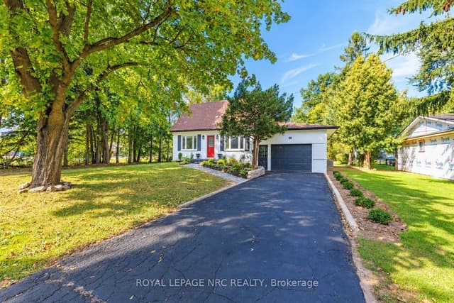 Detached at 88 Summerlea Avenue, Welland, ON L3C 3E7