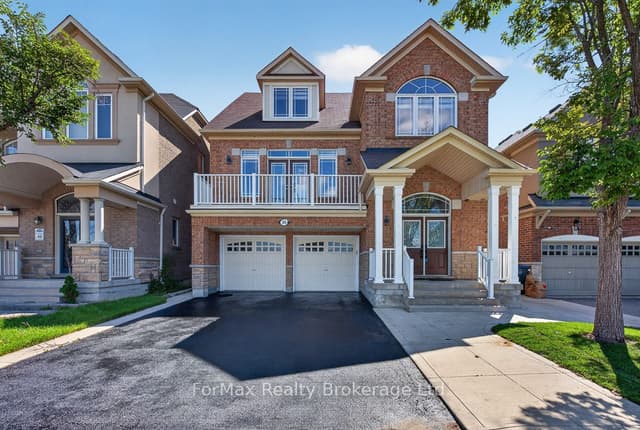 Detached at 35 Seascape Crescent, Brampton, ON L6P 3C5