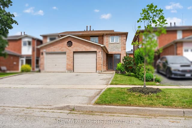 Semi-Detached at 112 Andrea Lane, Vaughan, ON L4L 1E7
