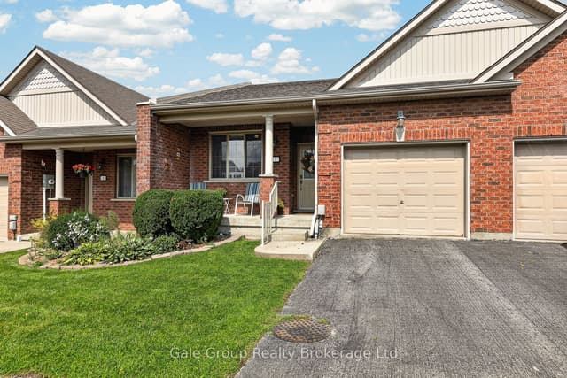 Att/Row/Townhouse at 19 Anderson Street 5, Woodstock, ON N4S 9A3