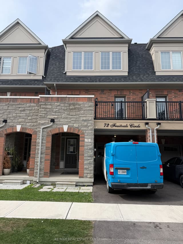 Att/Row/Townhouse at 72 Fruitvale Circle, Brampton, ON L7A 5B9