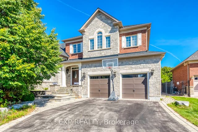 Detached at 530 Golfview Court, Oakville, ON L6M 4W6