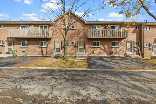 Condo Townhouse at 1475 Upper Gage Avenue 5, Hamilton, ON L8W 1E6