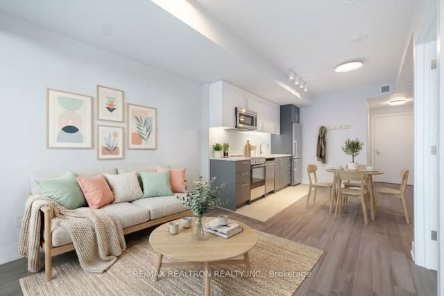 Condo Apartment at 2525 Bathurst Street 705, Toronto, ON M6B 2Y9, Toronto C04
