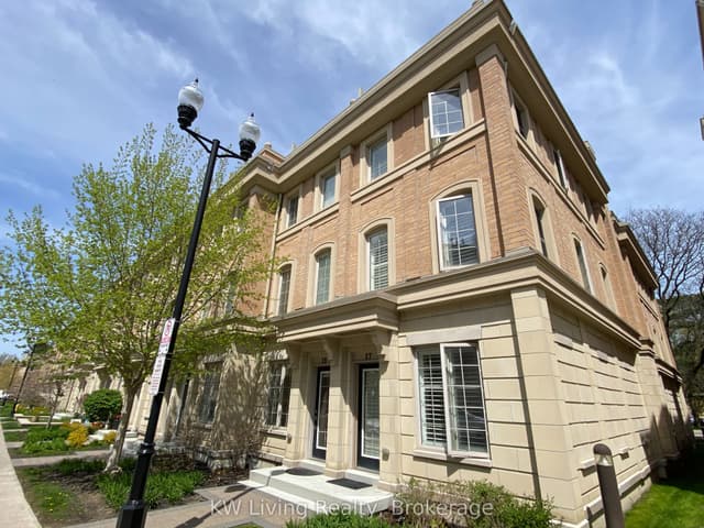 Condo Townhouse at 17 Hargrave Lane, Toronto, ON M4N 0A4, Toronto C12