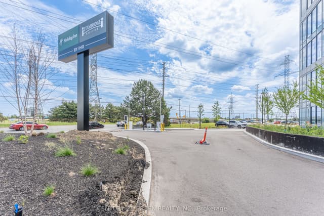 Office at 998 Martin Grove Road 323, Toronto, ON M9W 0G6, Toronto W10
