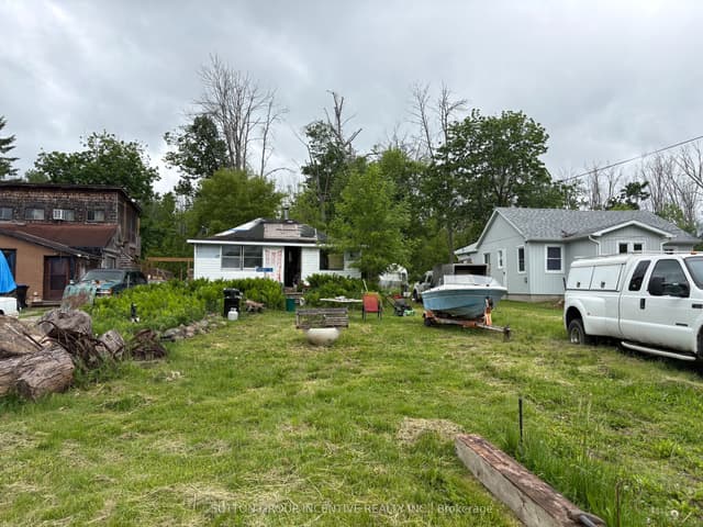 Detached at 2766 Ireton Street, Innisfil, ON L9S 2J2