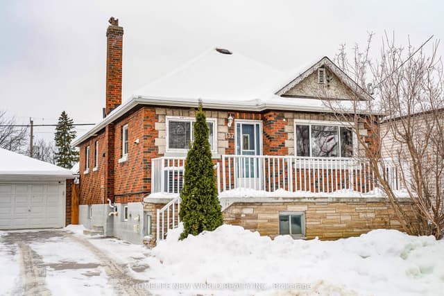Detached at 137 Banting Avenue, Oshawa, ON L1H 2M5
