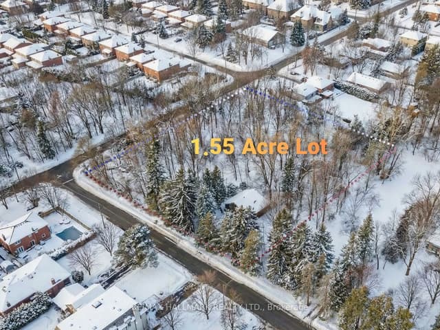 Detached at 108 Yongehurst Road, Richmond Hill, ON L4C 3T2