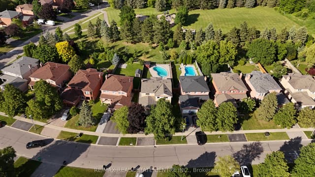 Detached at 23 Deer Valley Drive, Caledon, ON L7E 2E3