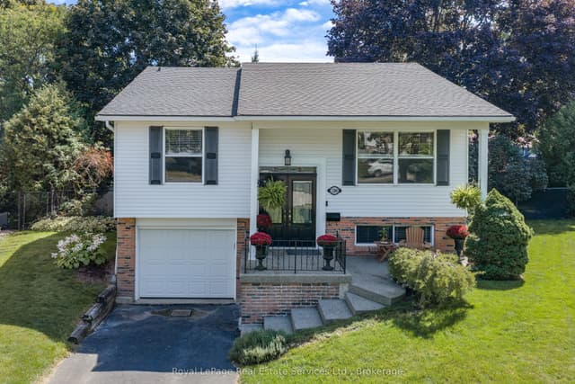Detached at 1284 Morgan Court, Burlington, ON L7M 1X2