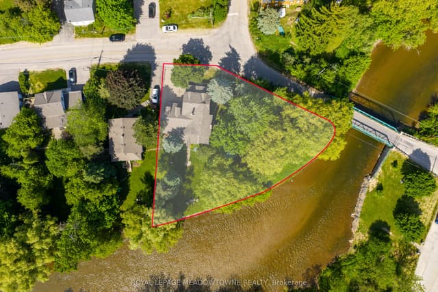 Detached at 7736 Churchville Road, Brampton, ON L6Y 0B5