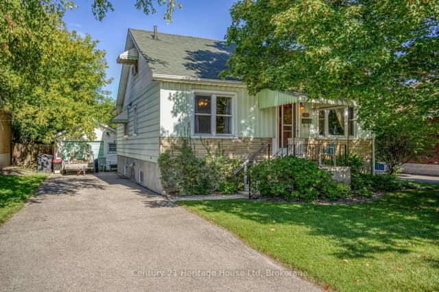 Detached at 91 Merion Street, Guelph, ON N1H 2M1
