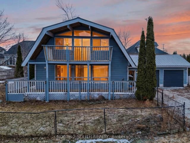 Detached at 13 Bayview Avenue, Wasaga Beach, ON L9Z 2Y6