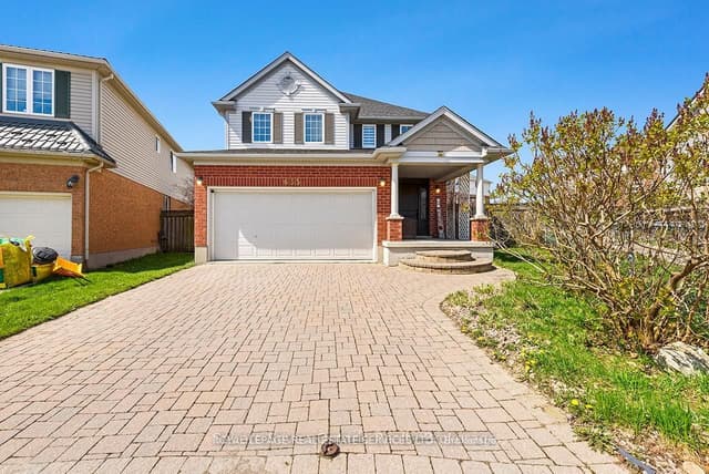 Detached at 635 Commonwealth Crescent, Kitchener, ON N2E 4J9