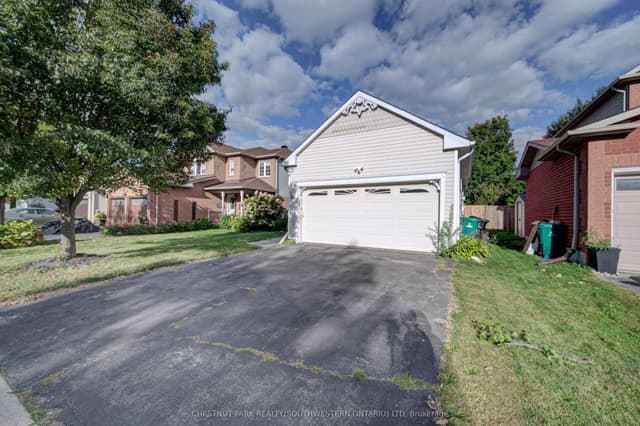 Detached at 317 Christopher Drive, Cambridge, ON N1P 1C6