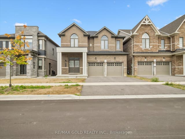 Detached at 6 Bannister Road, Barrie, ON L9J 0L5