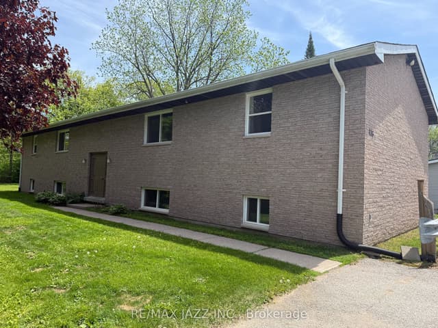 Fourplex at 416 Gill Street, Orillia, ON L3V 4K6