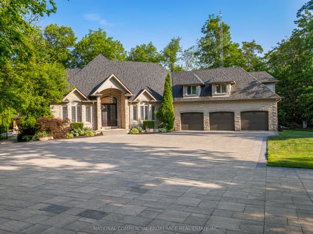 Detached at 10088 Old Pine Crest Road, Halton Hills, ON L0P 0A2