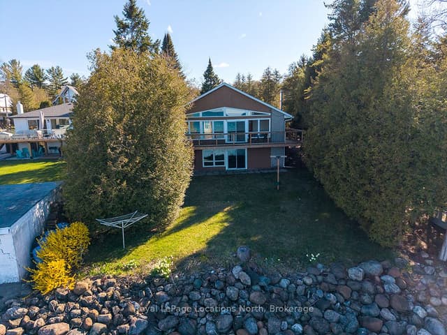 Detached at 227 Sunset Boulevard, Blue Mountains, ON N0H 2P0