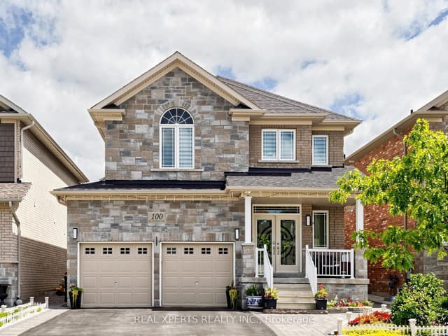 Detached at 100 Sutherland Avenue, Bradford West Gwillimbury, ON L3Z 4H4