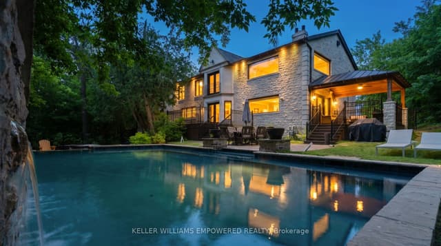 Detached at 43 Woodland Acres Crescent, Vaughan, ON L6A 1G1