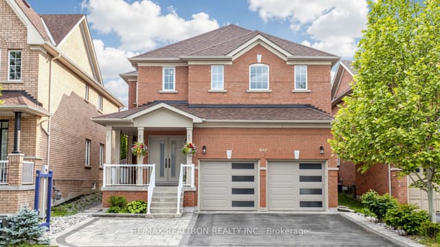 Detached at 492 Pleasant Ridge Avenue, Vaughan, ON L4J 8X2