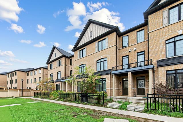 Att/Row/Townhouse at 73 Quarrie Lane E, Ajax, ON L1T 0N1