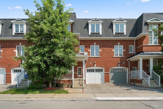 Att/Row/Townhouse at 15 Old Colony Road 24, Richmond Hill, ON L4E 4L5