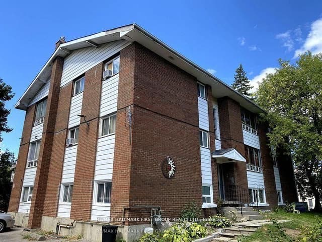 Investment at 11 Fairbanks Street, Oshawa, ON L1H 2L7
