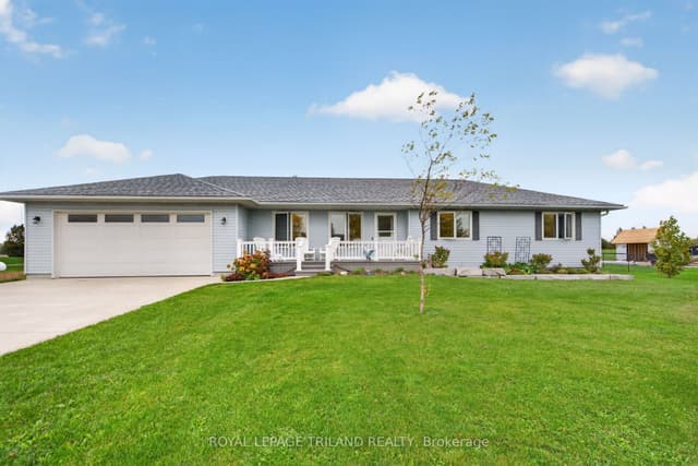 Detached at 8578 Vance Drive, Lambton Shores, ON N0N 1J7