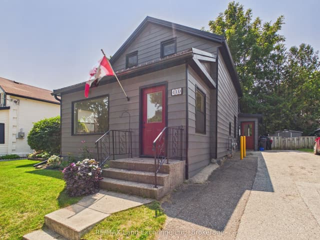 Detached at 410 RUSSELL Street, Kincardine, ON N2Z 2A9