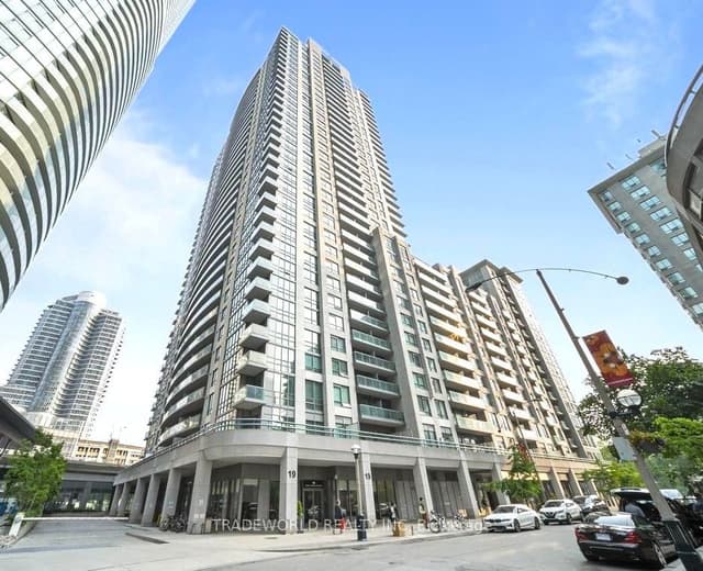 Condo Apartment at 19 Grand Trunk Crescent 907, Toronto, ON M5J 3A3, Toronto C01